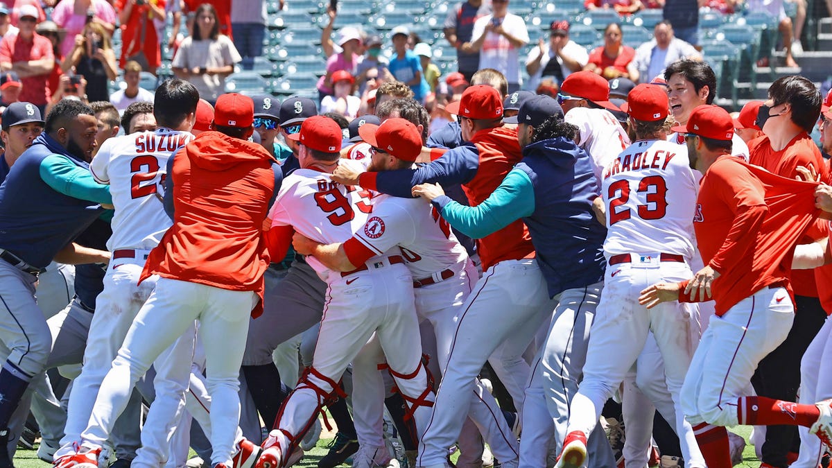 Mariners Turn Back The Clock; Celebrate Negro League Teams