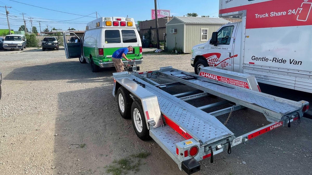 UHaul's Car Trailer Is The Best Trailer Money Can't Buy