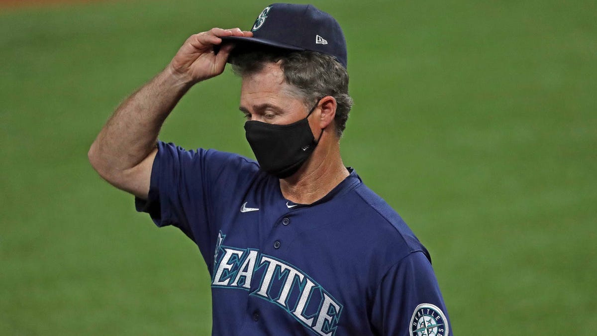 Mariners' Scott Servais has snarky response to Trevor Bauer