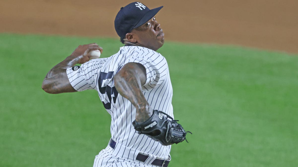 Aroldis Chapman and the Yankees Agree to a Contract Extension