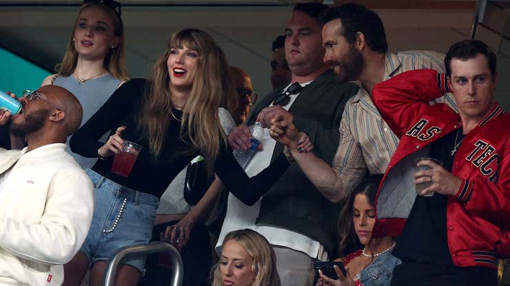 Image for Let’s NOT blame Taylor Swift for the Chiefs’ middling play