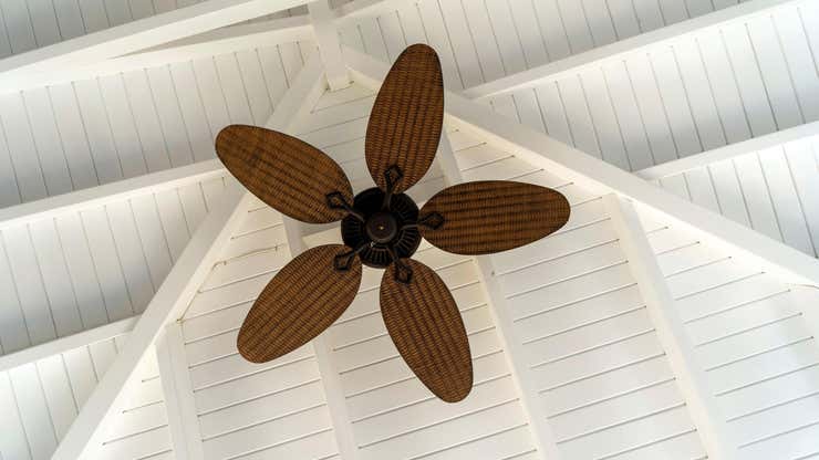 Image for Pick a Ceiling Fan Based on a Room's Square Footage