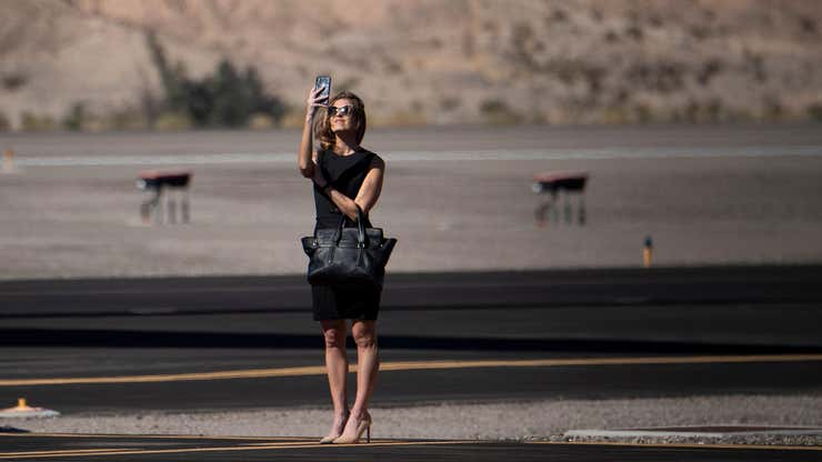 Image for I'm Sorry, But Hope Hicks' Texts From the Insurrection Are Perfect