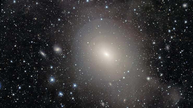Image for Shell Galaxy Reveals Its Onion-Like Layers to Dark Energy Camera