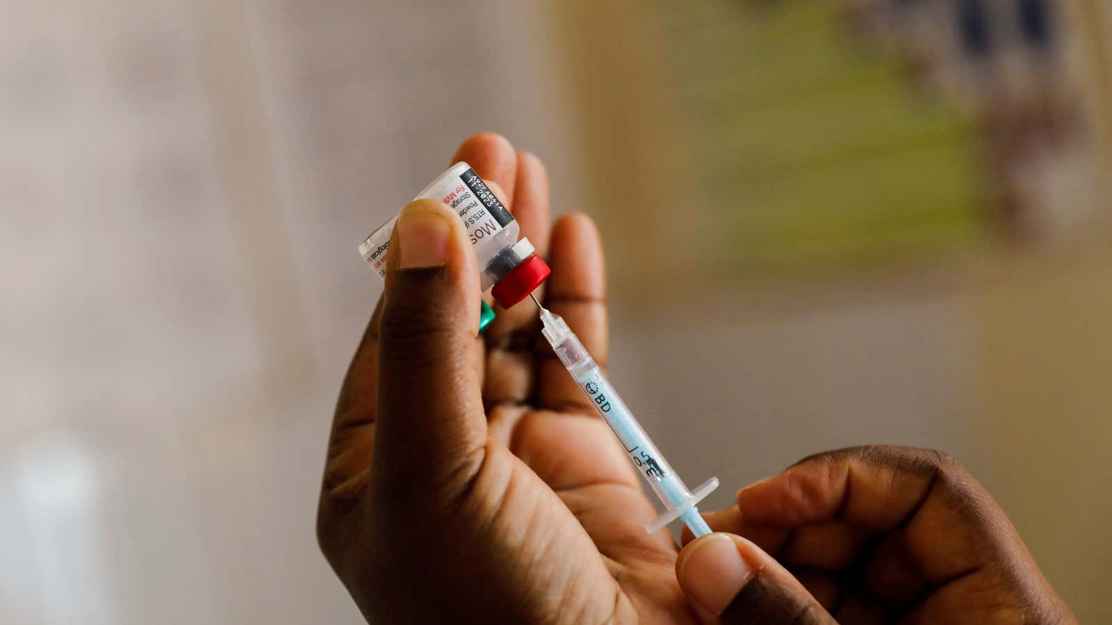 There were 619, 000 malaria deaths  in the world in 2021.