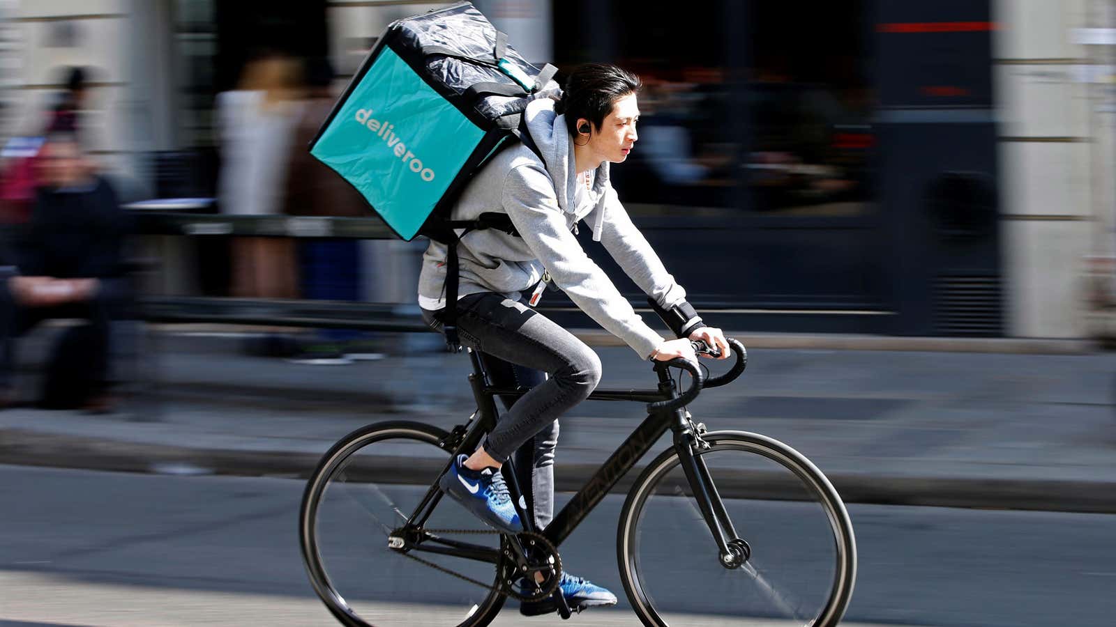 Gig economy apps like Uber, Deliveroo, and Handy classify their workers are independent contractors, not employees.