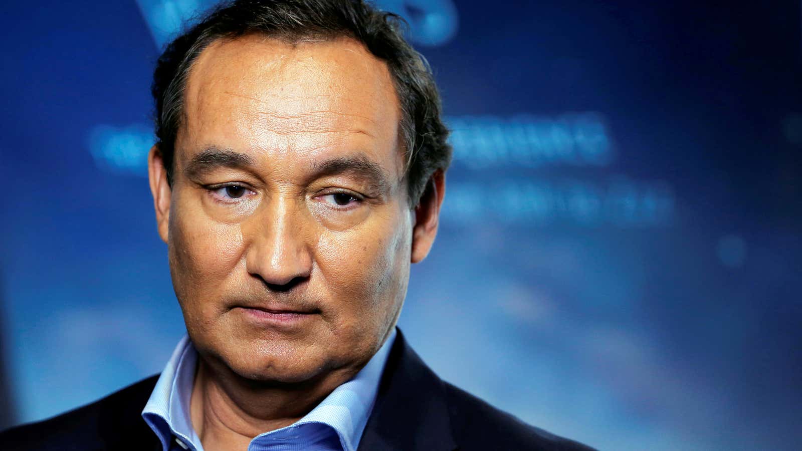 United CEO Oscar “re-accomodate” Munoz.