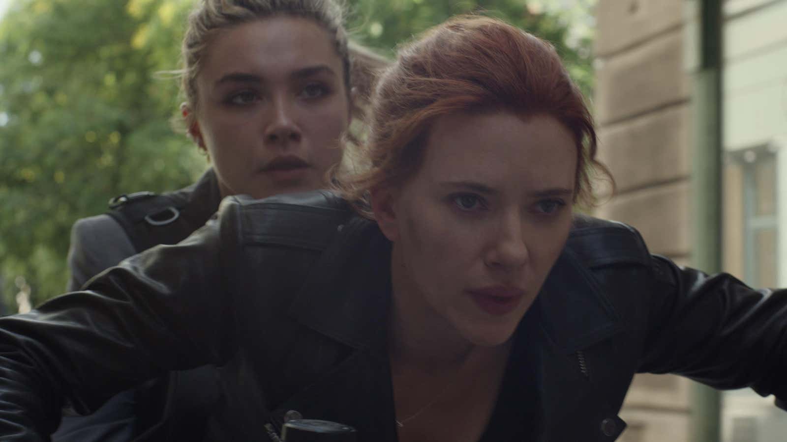 Florence Pugh and Scarlett Johansson in Black Widow