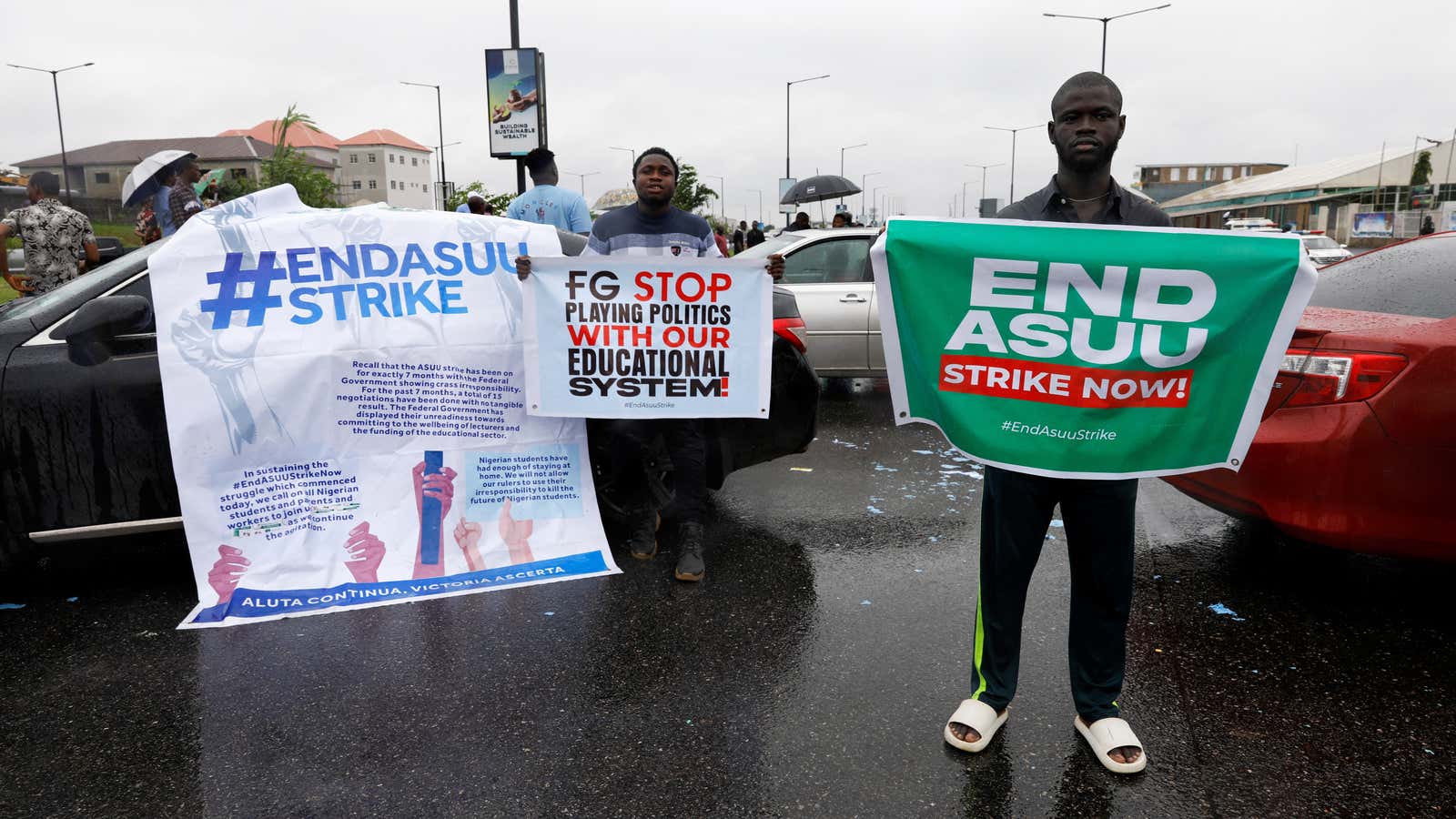 Nigerian students protest the eight-month lecturers&#39; strike