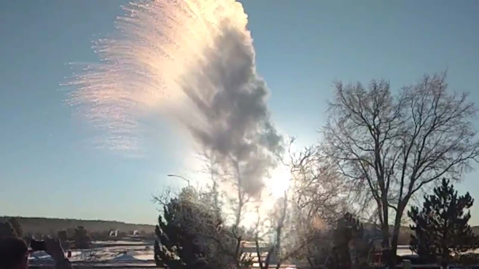 It’s so cold in Arizona, boiling water is instantly turning into clouds