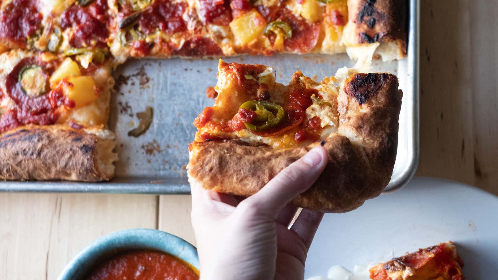 How to Make Your Own Stuffed Crust Pizza