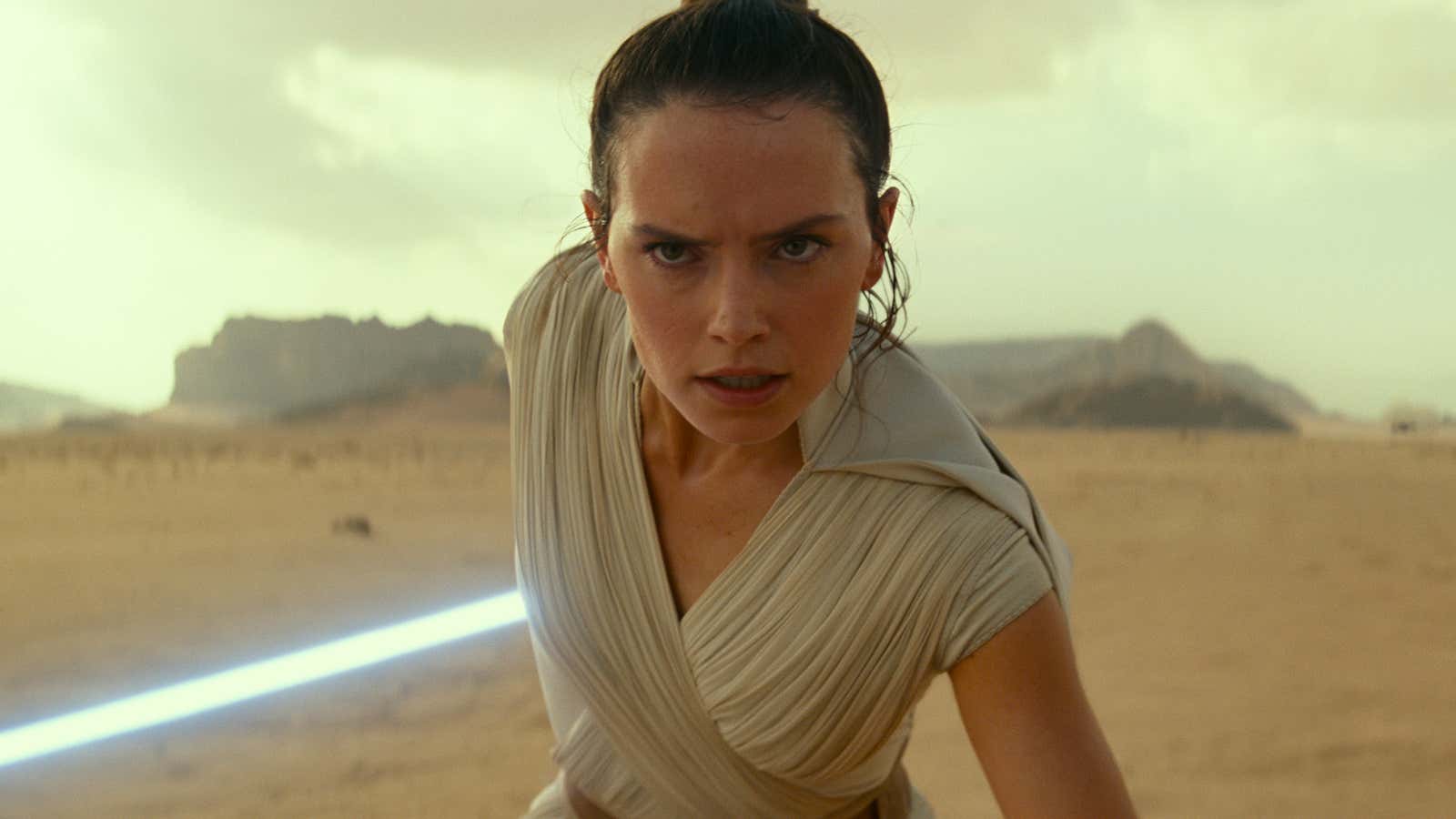 <i>The Rise Of Skywalker</i> rebalances <i>Star Wars</i> into a force of safe, familiar fan service
