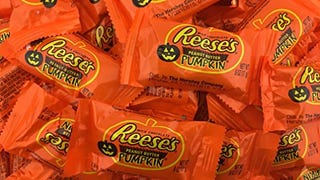 REESE'S Peanut Butter Pumpkins Chocolate Halloween Candy,...