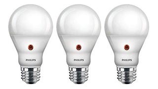 Philips LED Dusk-To-Dawn Outdoor A19 Light Bulb, Flicker-...