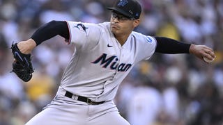 Miami Marlins Jewish pitcher throws a scoreless inning on Jewish Heritage  Day