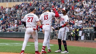 Alex Kirilloff homers twice in Twins' victory over Cubs