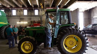 A New Jailbreak for John Deere Tractors Rides the Right-to-Repair