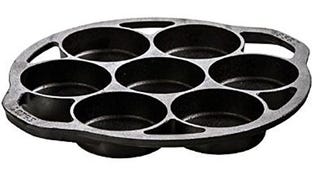 Lodge Cast Iron Mini Cake Pan. Pre-seasoned Cast Iron Cake...