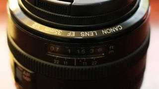 USED Canon 35mm F2.0 EF Lens