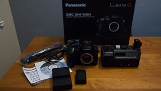 Panasonic DMC-GH4-YAGH Lumix DMC-GH4 4K Micro Four Thirds...