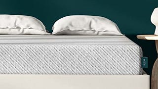 Leesa Original Foam 10" Mattress, Queen Size, Cooling Foam...