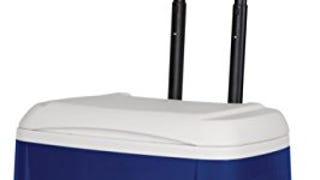 Igloo Island Breeze 28 Qt. Roller Cooler