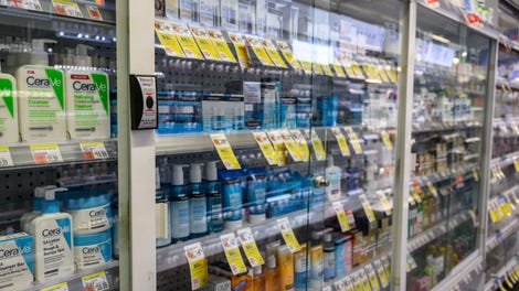 Image for Walgreens says it turns out locking up stuff is bad for business