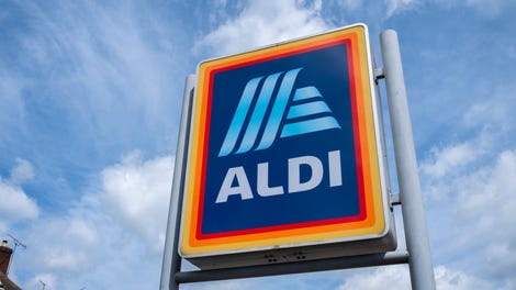 Image for Aldi senkt die Lebensmittelpreise für mehr als 400 Artikel zum Sommer