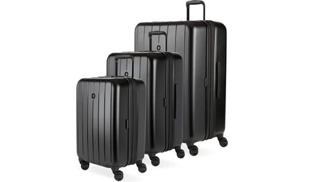 SwissGear Waderlust Pro Hardside Expandable Luggage with Spinner Wheels