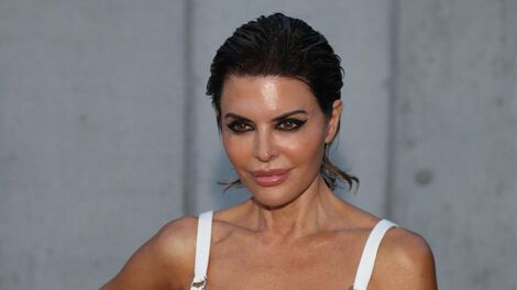 American Institute for Cancer Research to Lisa Rinna: You Can't Get Sick from Holding in Goss, Hun