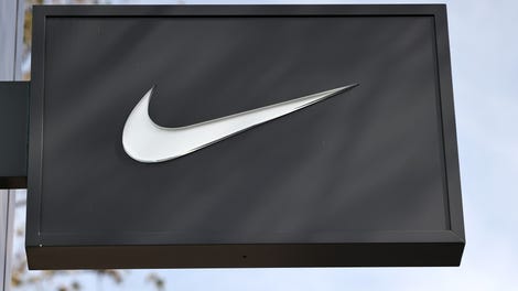 Image for Nike regresa a Amazon y aumenta sus precios