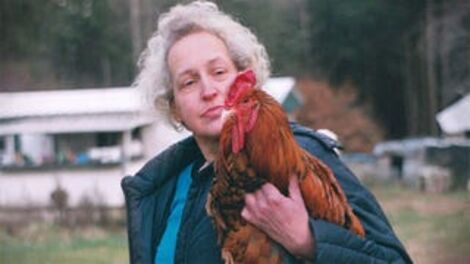 <i>For the Birds</i> Is a Compassionate Documentary About a Former Owner of 200 Fowl