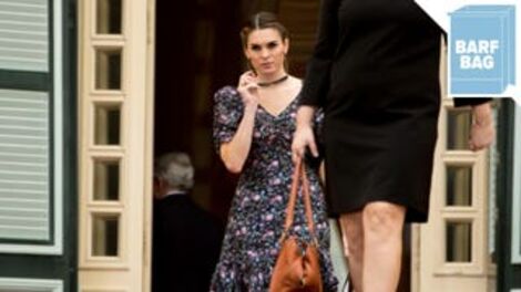 Hope Hicks Under Pressure!