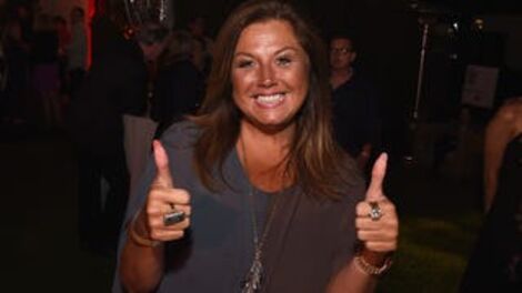 Abby Lee Miller Warns Aunt Becky That 'Fame Is a Curse in Prison!'