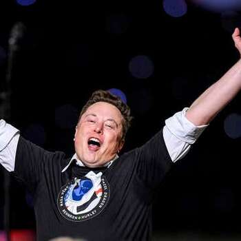 Image for Elon Musk Somehow Became A Top Ranked Diablo IV Player In Between Cheerleading For Trump