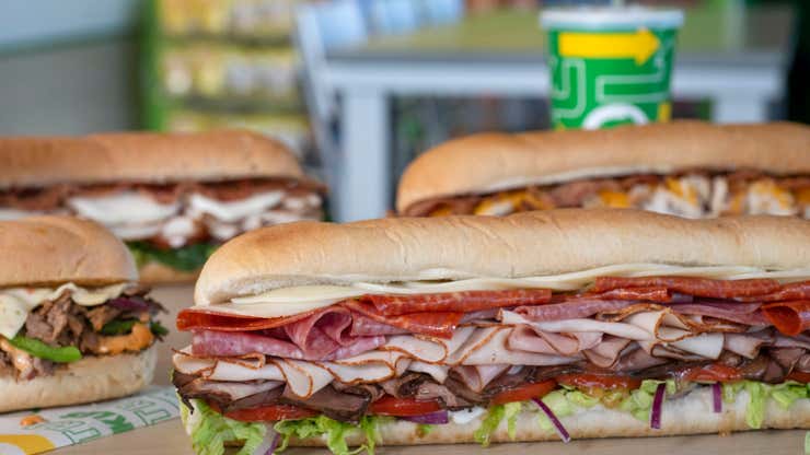 Image for Subway is bringing back the discounted footlong. Here's what you get for $6.99