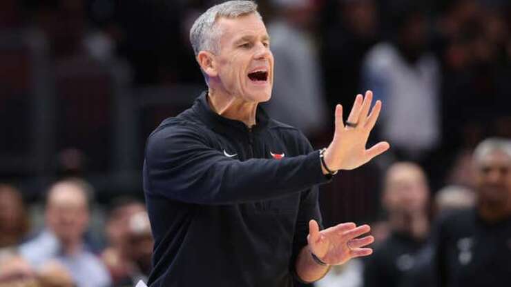 Image for Billy Donovan needs to end this Chicago tragedy and get back to college hoops