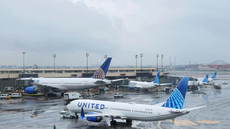 Image for America's airport meltdown is coming at the worst possible time