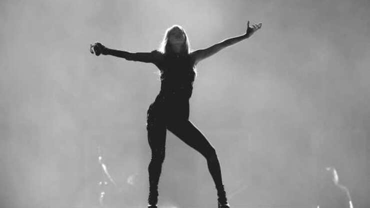 Image for How Twitter, Swifties, and Live-streaming Helped Democratize the Eras Tour