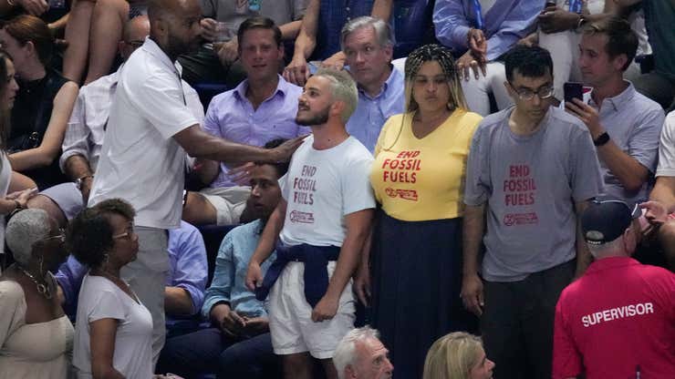 Image for Anti-fossil fuel protestors disrupt Coco Gauff U.S. Open semifinal