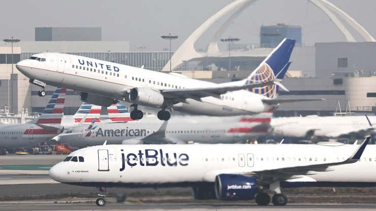 Image for United Airlines is flying back to JFK thanks to a JetBlue partnership