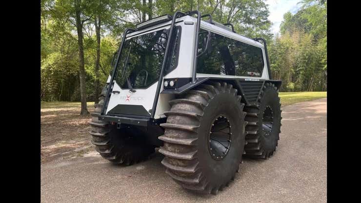 Image for This Apocalypse-Ready Off-Roader Can Definitely Survive A Car Wash