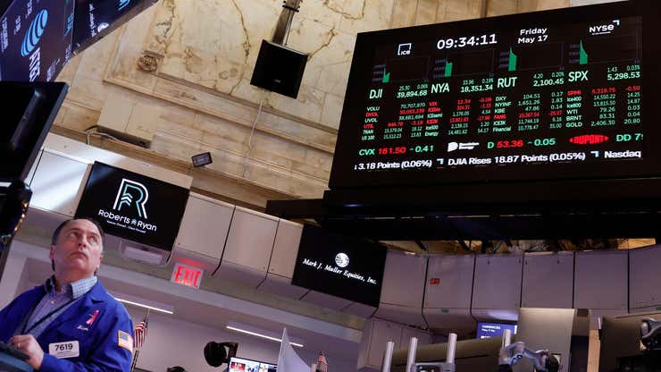 Image for Glitch at New York Stock Exchange Throws Markets Into Chaos