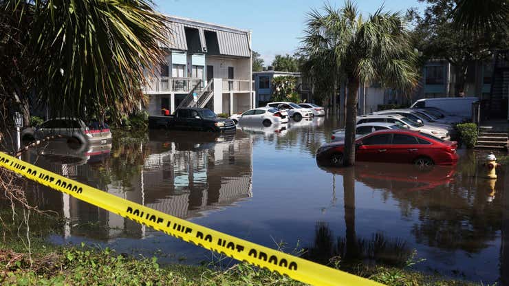 Image for Climate change could wipe out almost $1.5 trillion from U.S. home values, study says