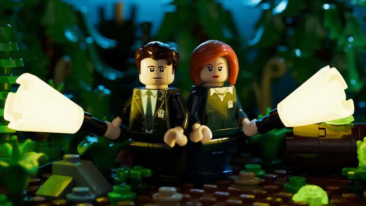 Image for We Are Getting An Official X-Files Lego Set And It Looks Great