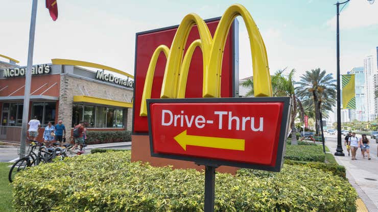 Image for 6 fast food chains rolling out frozen drinks for summer