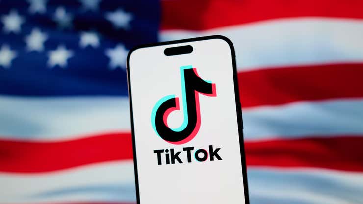 Image for TikTok goes dark as U.S. ban begins — but Trump waits in the wings