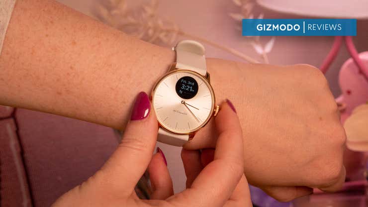 Image for Este reloj inteligente híbrido es suficientemente elegante para usar en cualquier lugar y aún sigue seguiendo el seguimiento de la salud esencial