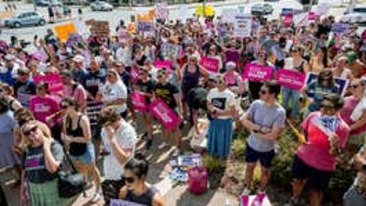 Image for Politicians Explain Why They Know More About Abortions Than Doctors