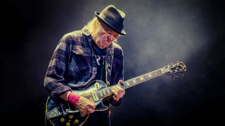 Image for Neil Young Back on Spotify After Joe Rogan Boycott
